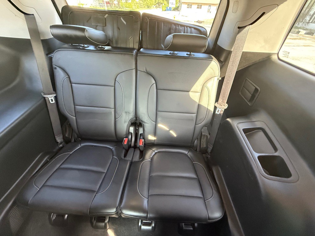 2017 GMC Acadia Image 10