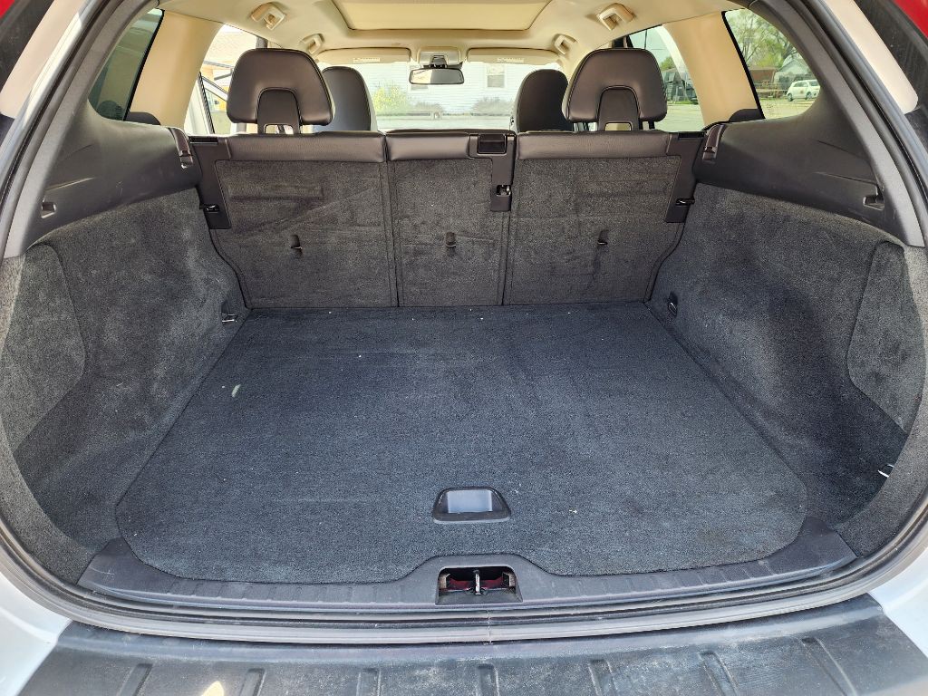 2013 Volvo XC60 Image 9
