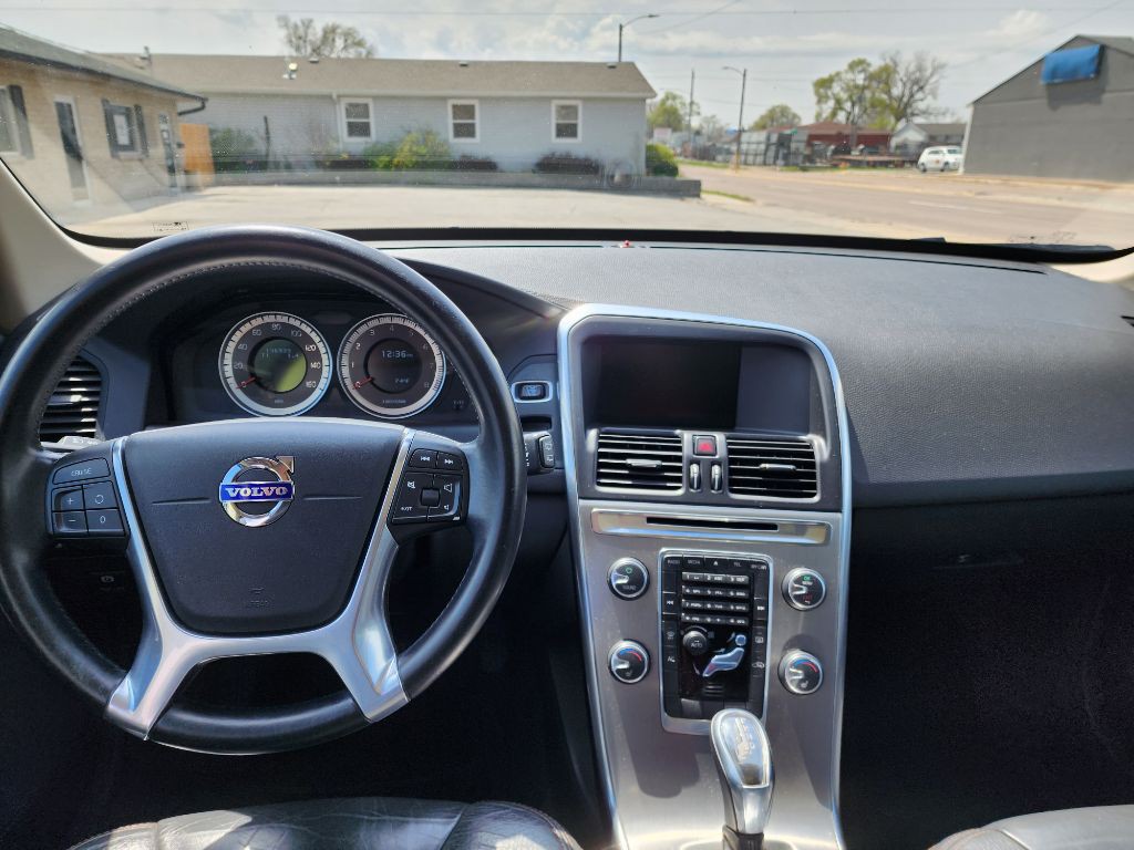 2013 Volvo XC60 Image 12