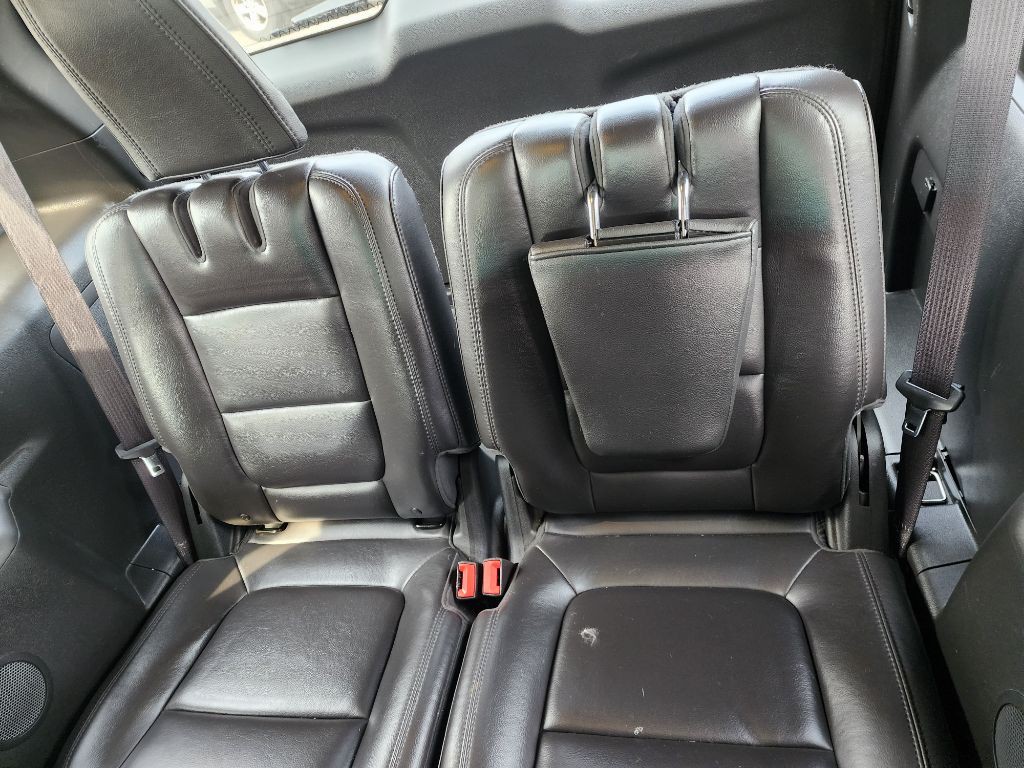 2013 Ford Explorer Image 10