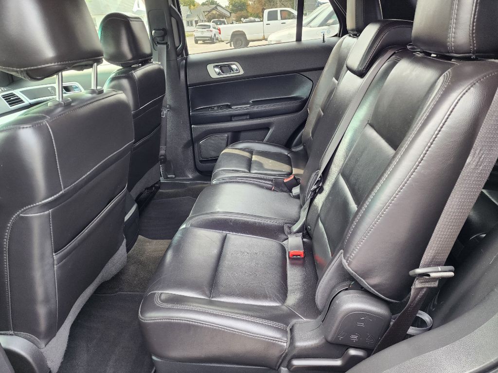 2013 Ford Explorer Image 11