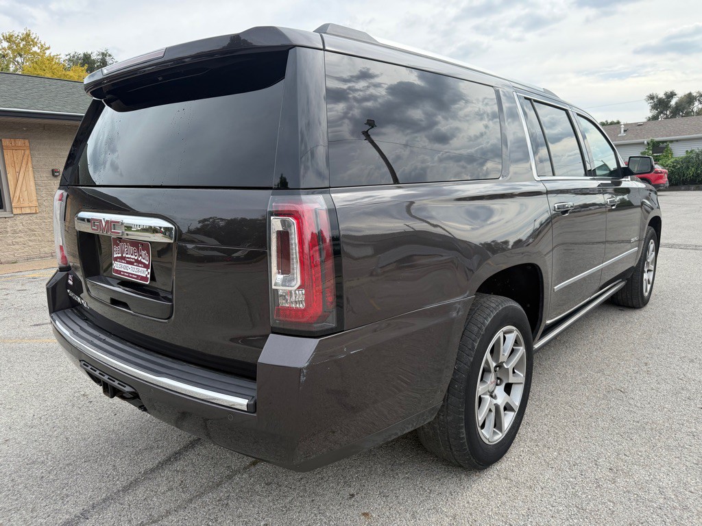 2015 GMC Yukon Image 5