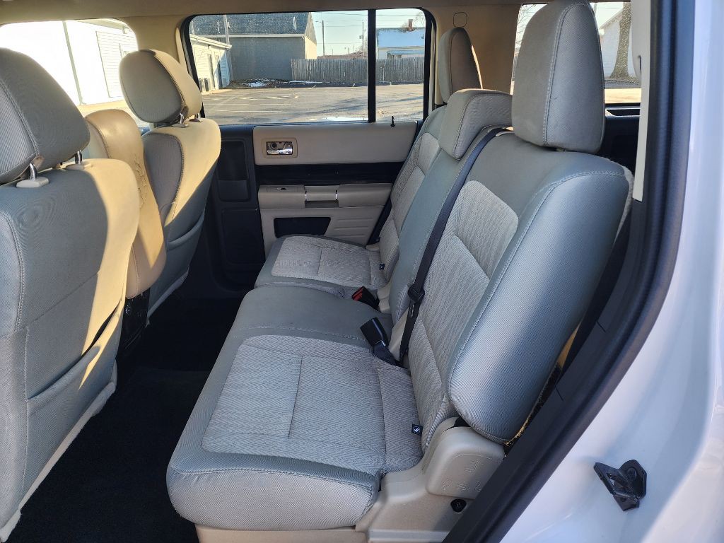 2016 Ford Flex Image 24