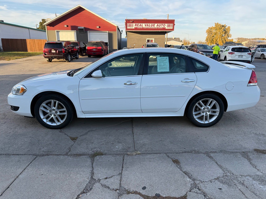 2012 Chevrolet Impala Image 2