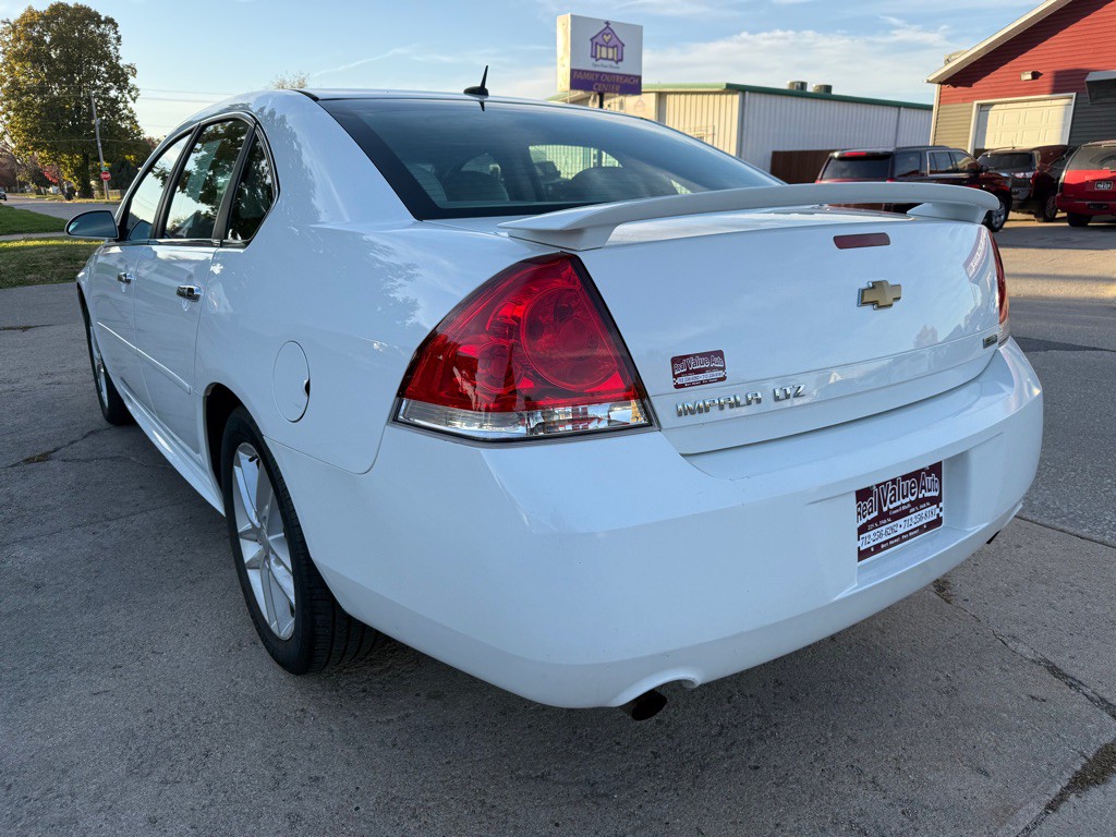 2012 Chevrolet Impala Image 3