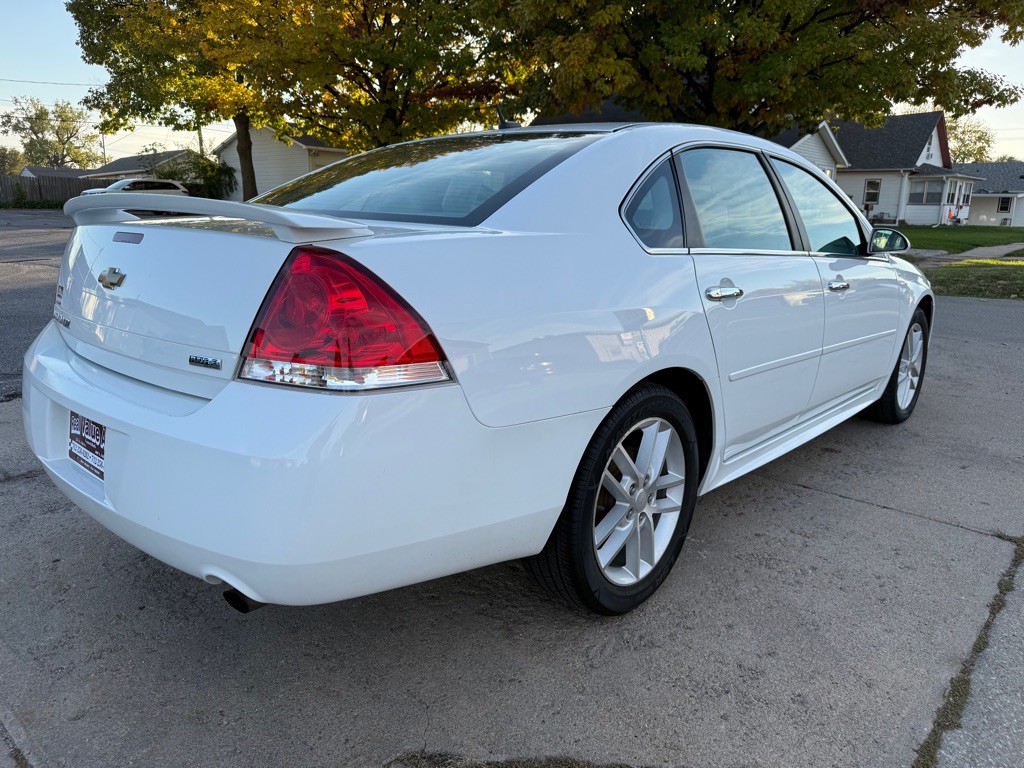 2012 Chevrolet Impala Image 5