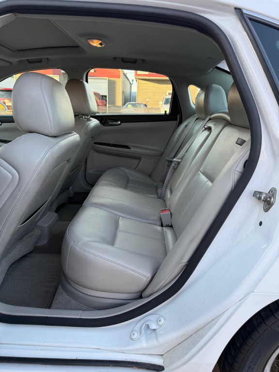 2012 Chevrolet Impala Image 9