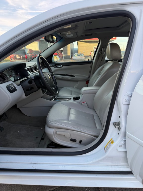 2012 Chevrolet Impala Image 10