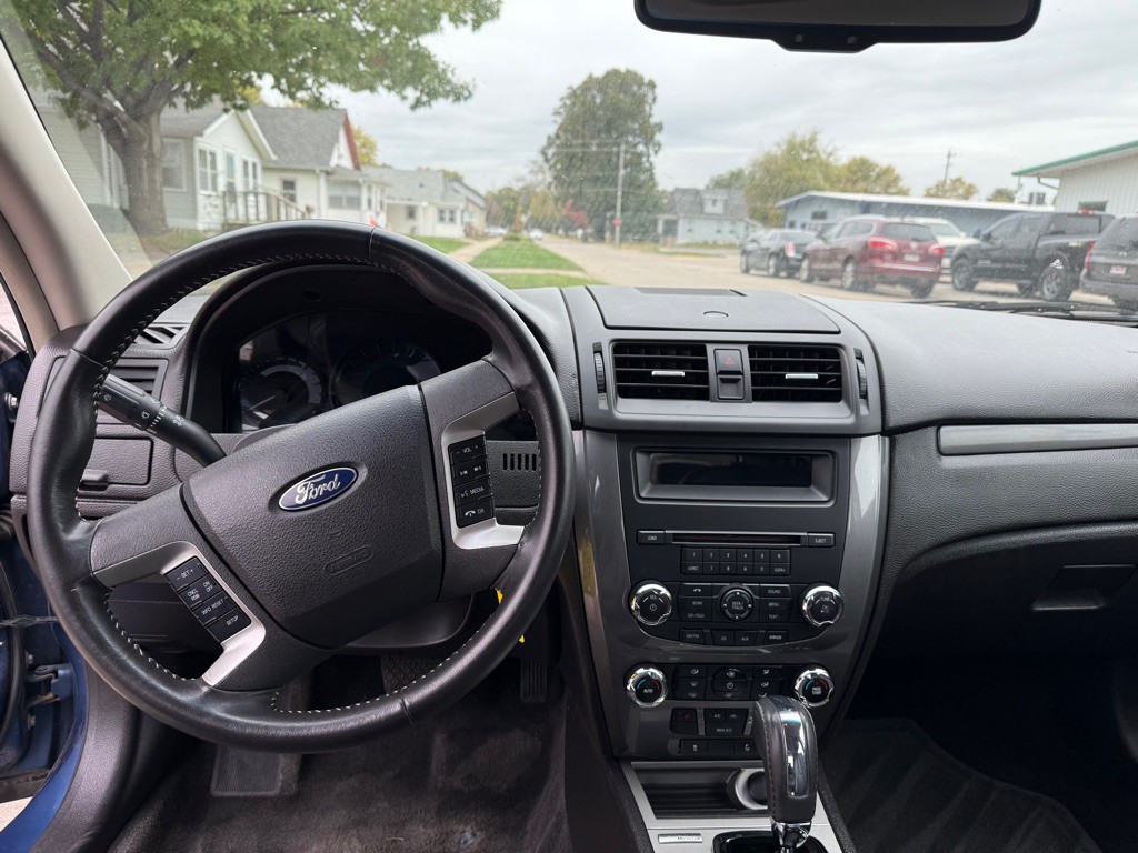 2010 Ford Fusion Image 11