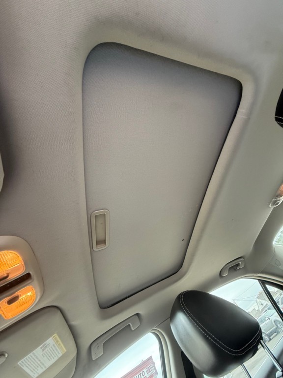 2010 Ford Fusion Image 12