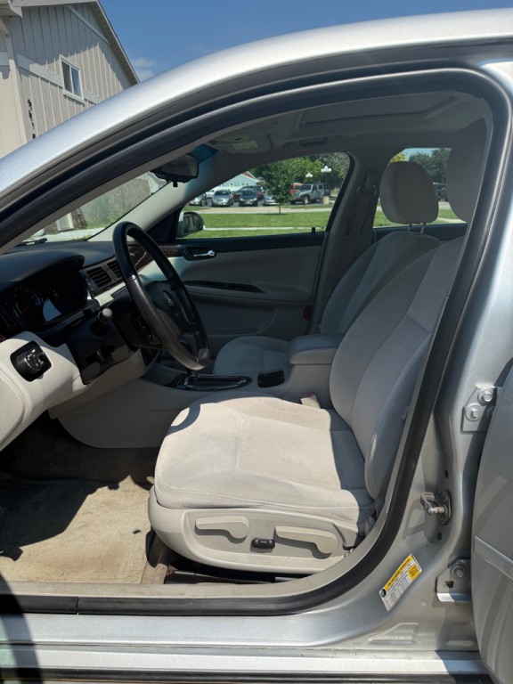 2012 Chevrolet Impala Image 10