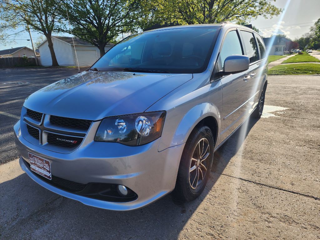 2017 Dodge Grand Caravan Image 1