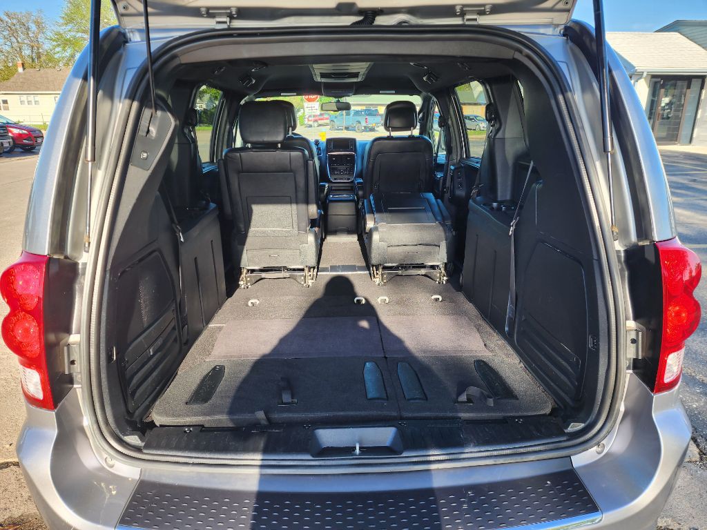 2017 Dodge Grand Caravan Image 9