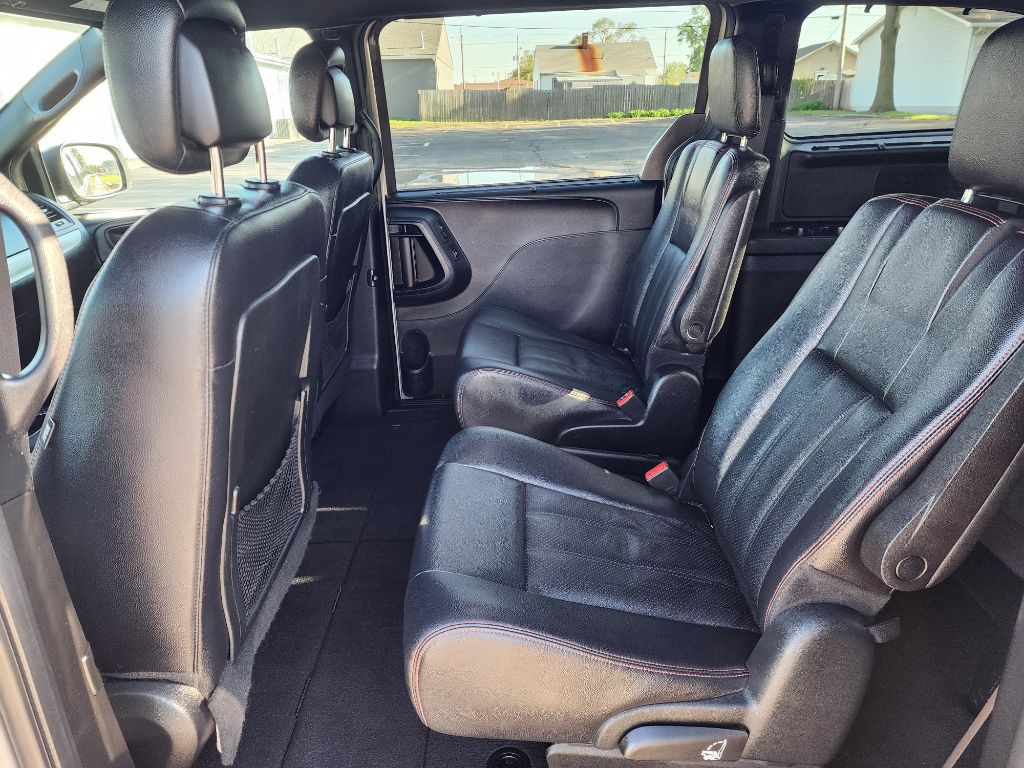 2017 Dodge Grand Caravan Image 11