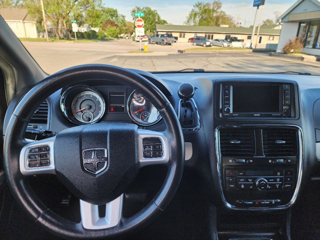 2017 Dodge Grand Caravan Image 13