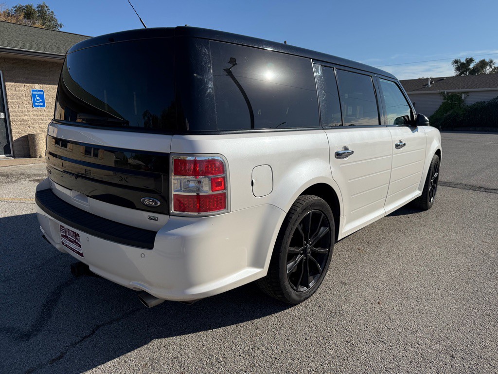 2016 Ford Flex Image 5