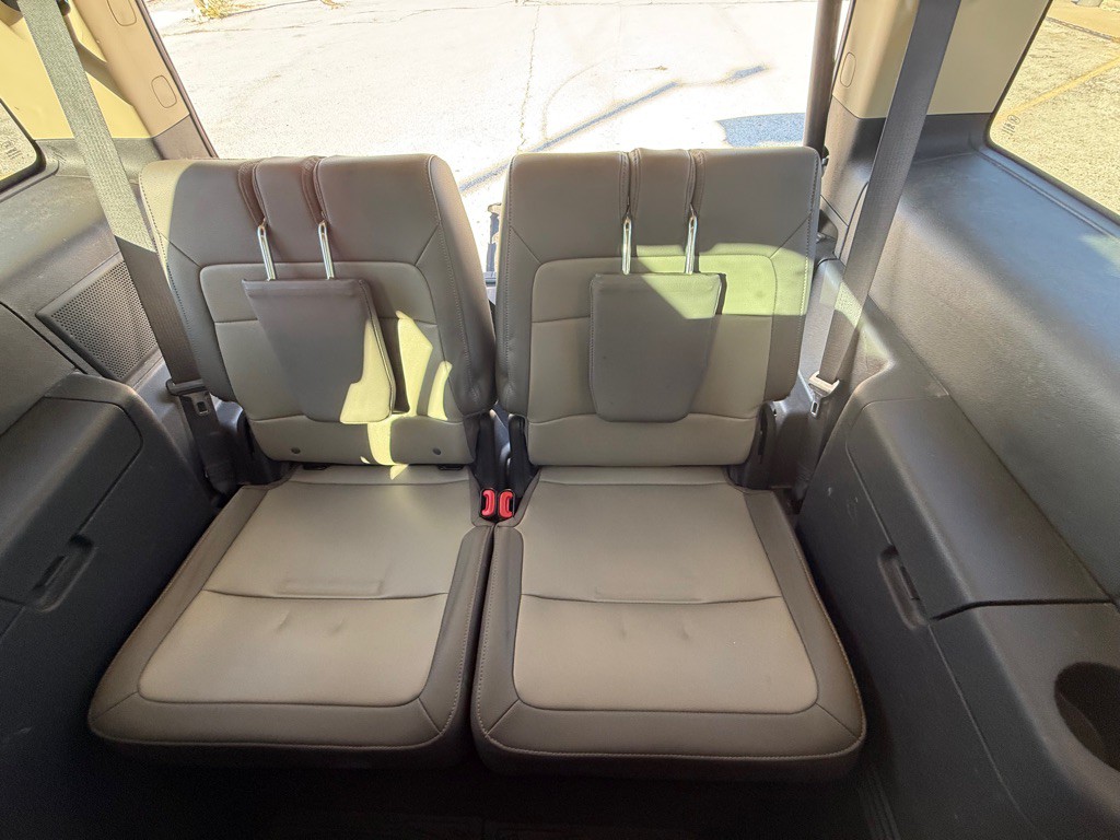 2016 Ford Flex Image 11