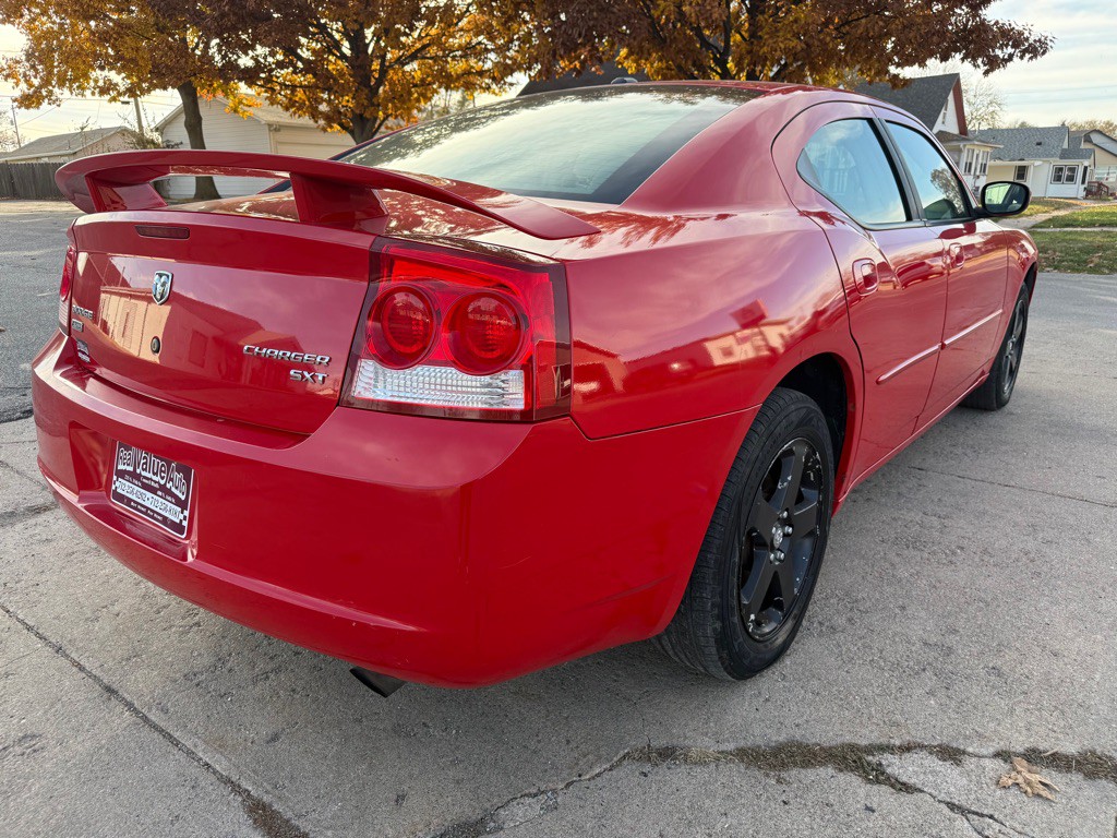 2010 Dodge Charger Image 5