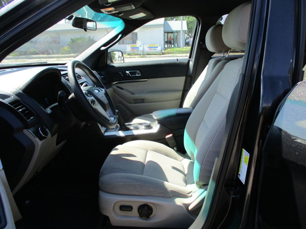 2013 Ford Explorer Image 11