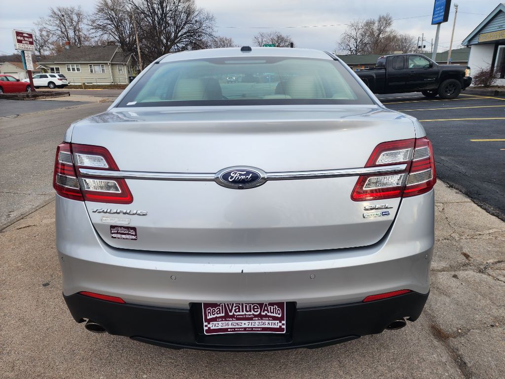 2014 Ford Taurus Image 4