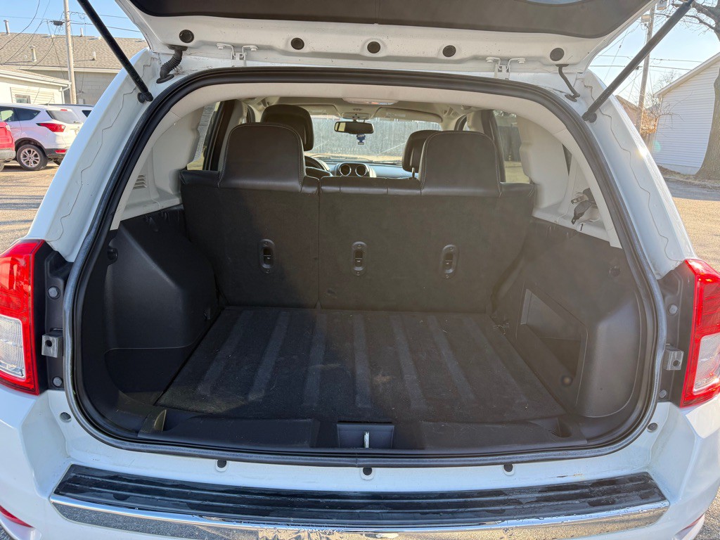 2011 Jeep Compass Image 9