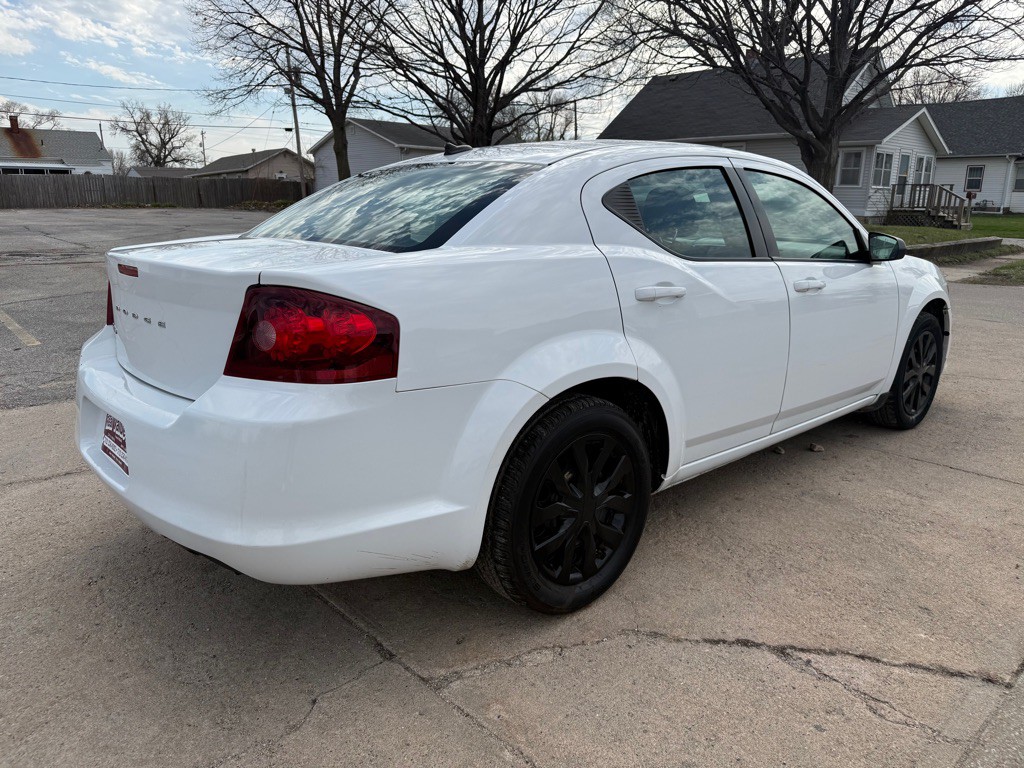 2014 Dodge Avenger Image 5