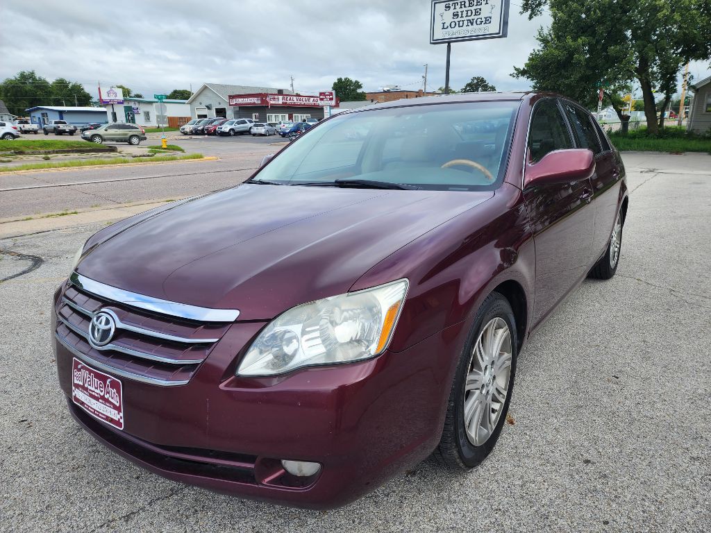 2006 Toyota Avalon Image 1