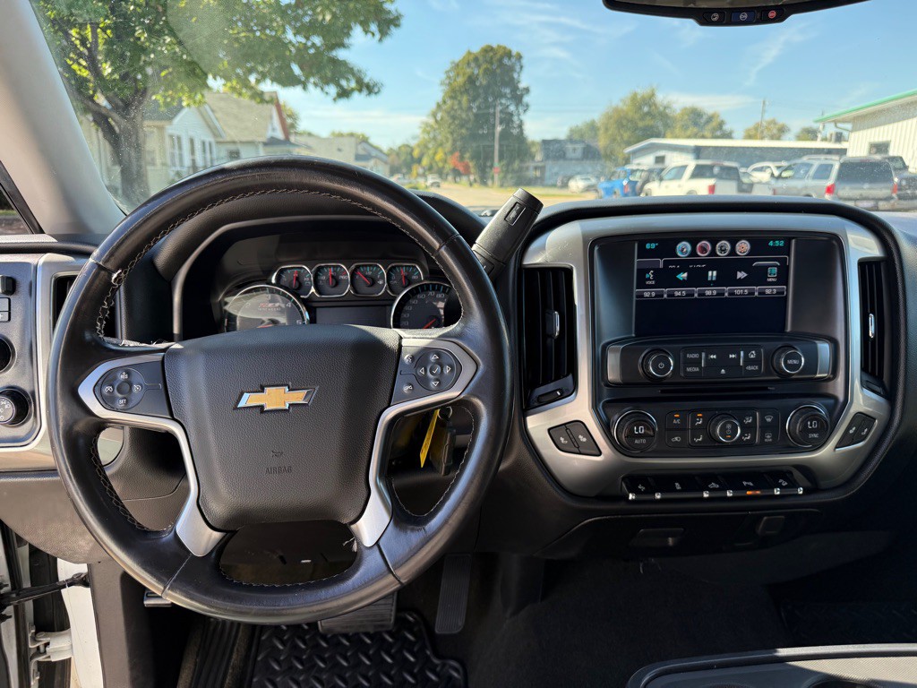 2015 Chevrolet Silverado 1500 Image 11