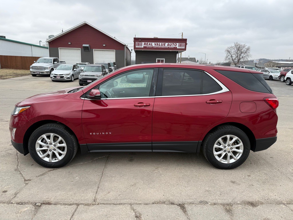 2018 Chevrolet Equinox Image 2