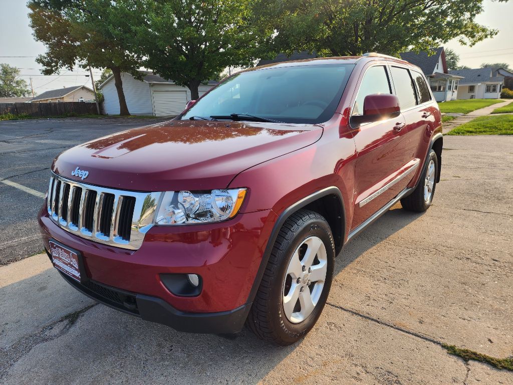 2012 Jeep Grand Cherokee Image 1