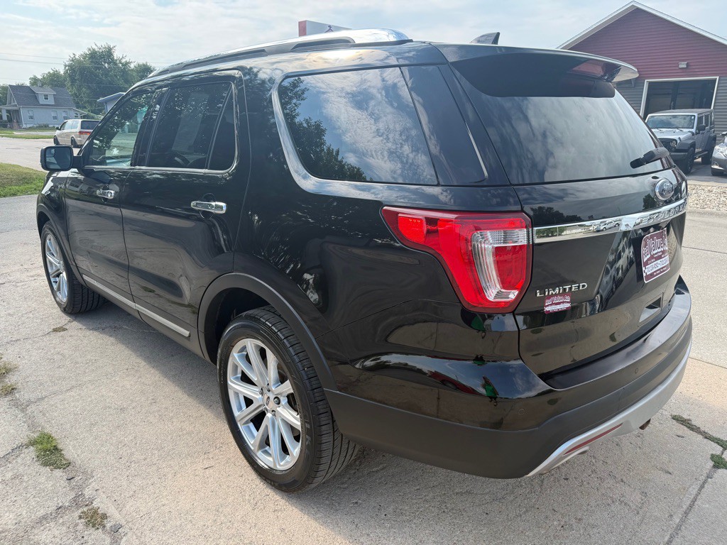 2016 Ford Explorer Image 3