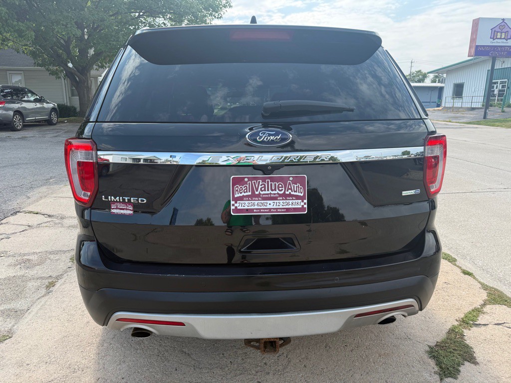 2016 Ford Explorer Image 4