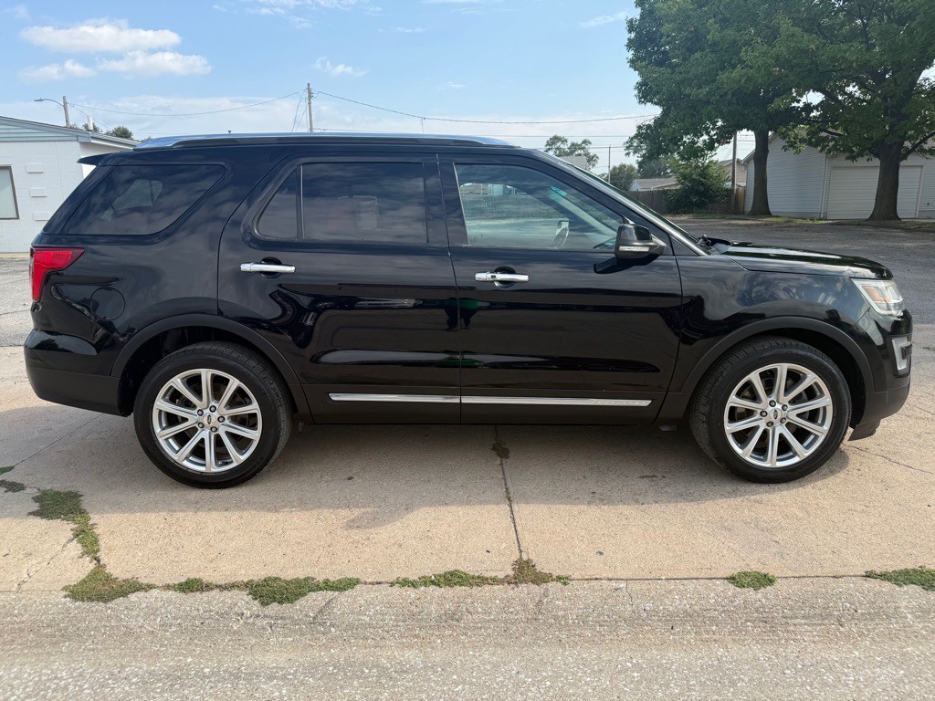 2016 Ford Explorer Image 6