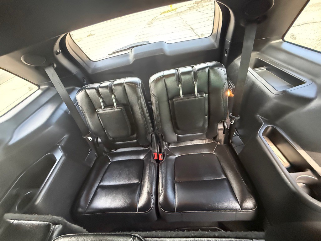 2016 Ford Explorer Image 10