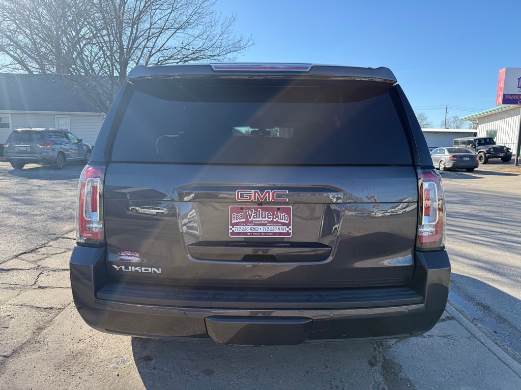2017 GMC Yukon Image 4