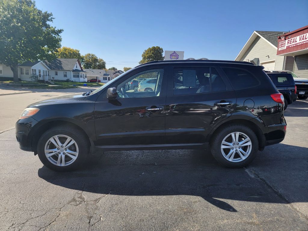 2011 Hyundai Santa Fe Image 2