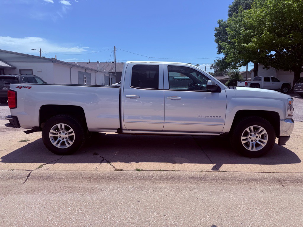 2018 Chevrolet Silverado 1500 Image 6