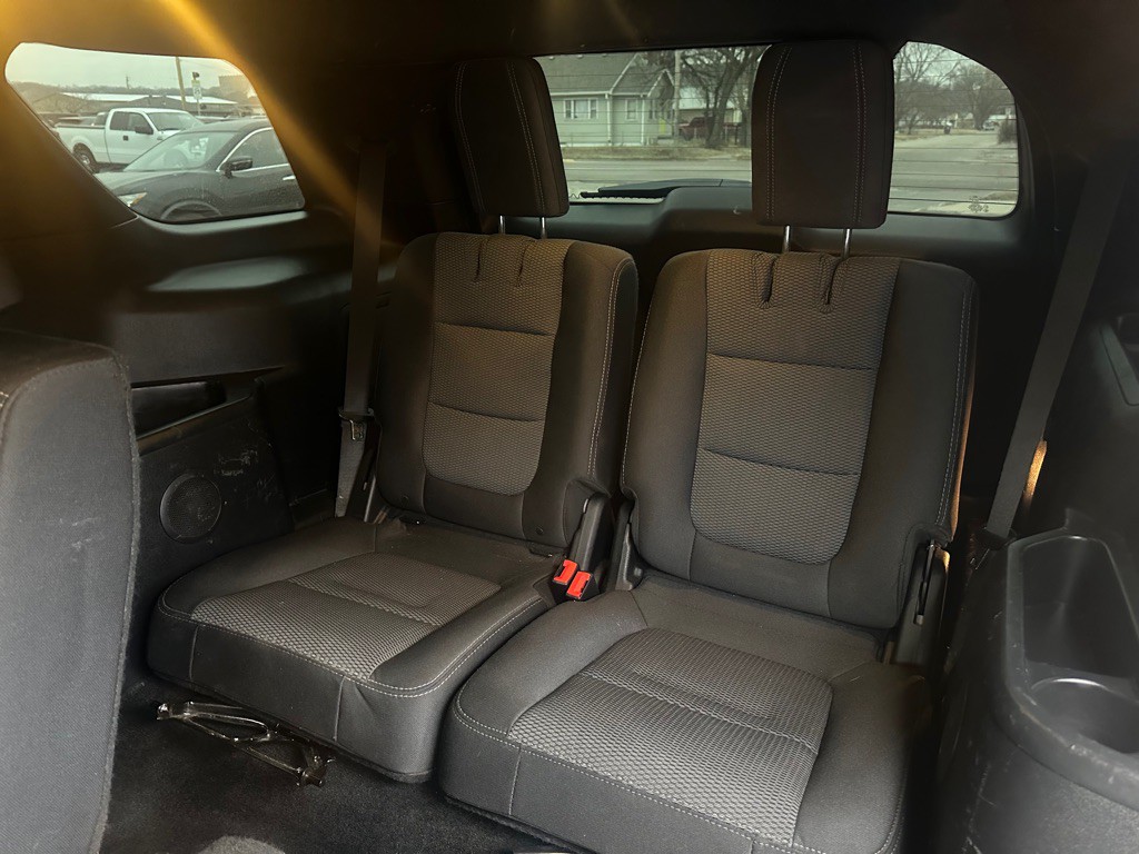 2017 Ford Explorer Image 10