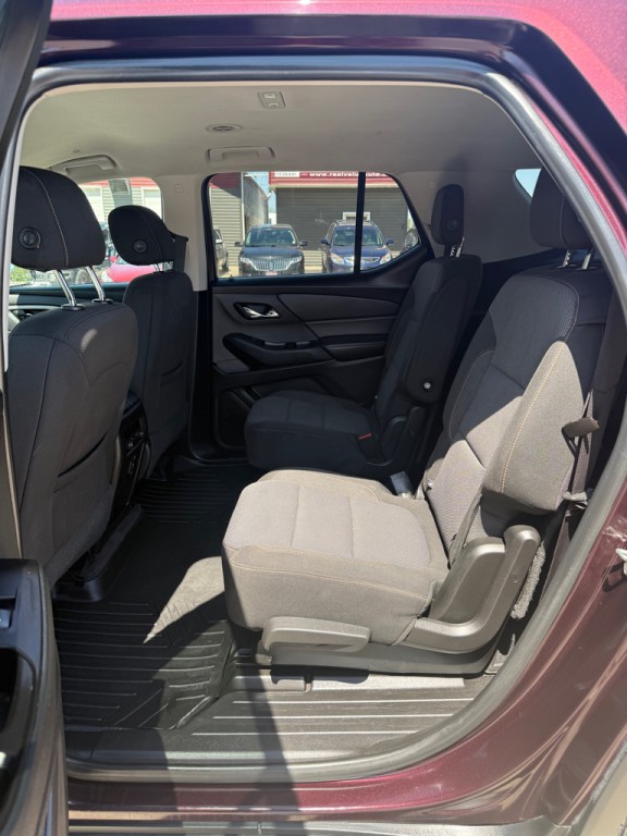 2018 Chevrolet Traverse Image 11
