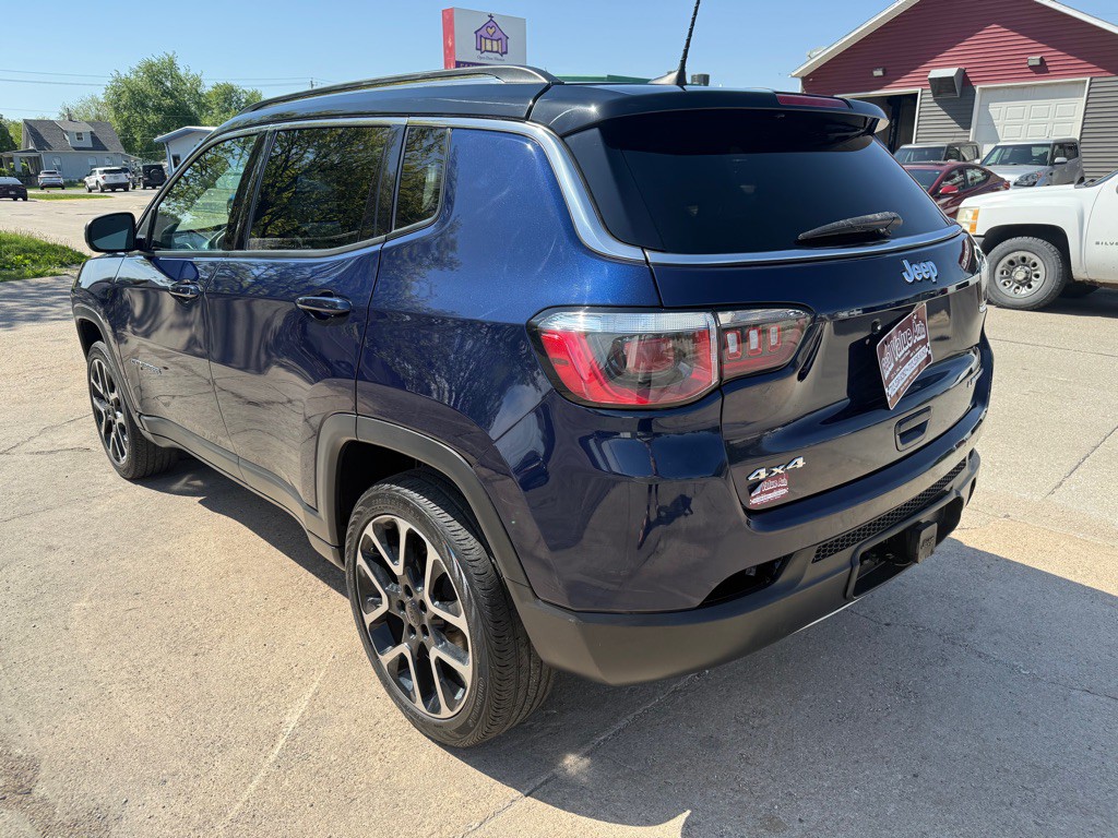 2017 Jeep Compass Image 3