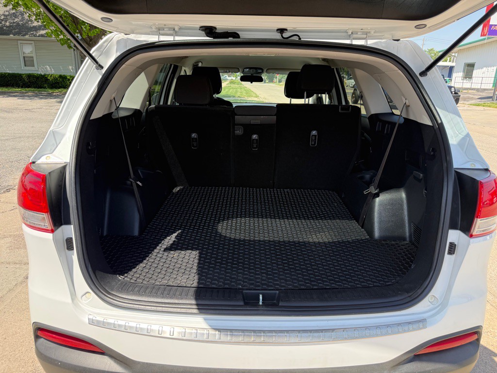 2016 Kia Sorento Image 9