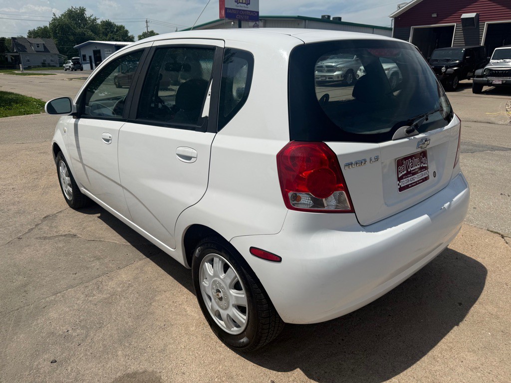 2005 Chevrolet Aveo Image 3