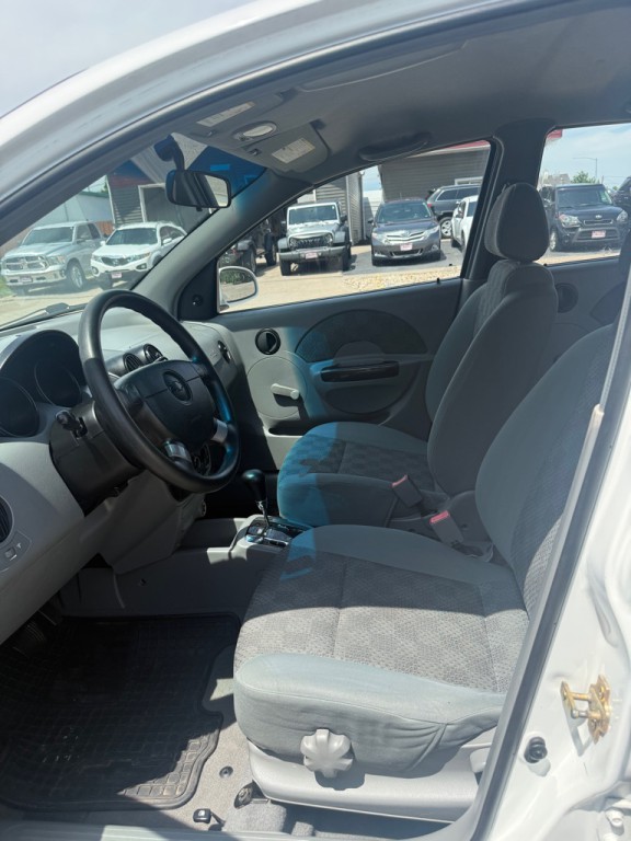 2005 Chevrolet Aveo Image 10