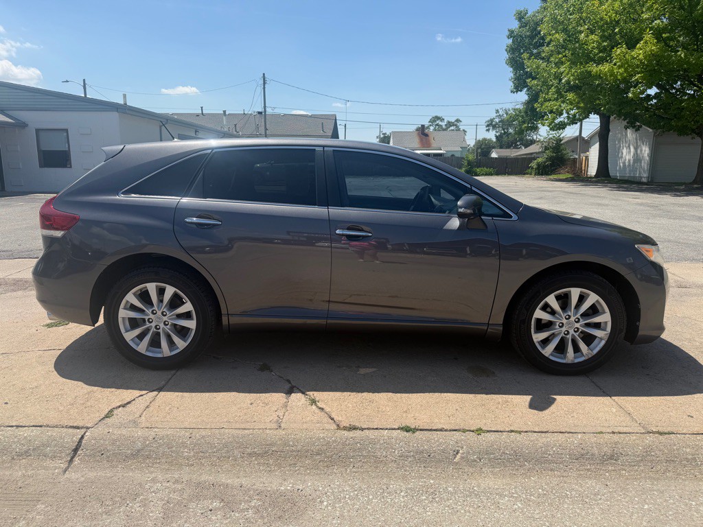 2013 Toyota Venza Image 6