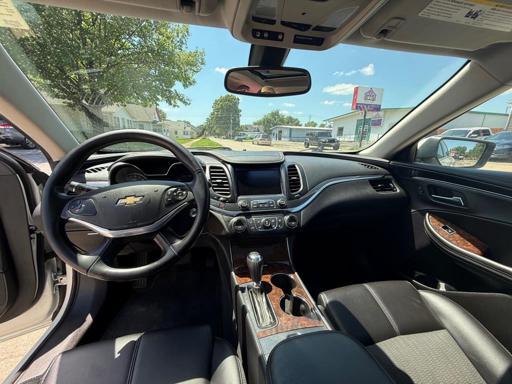 2014 Chevrolet Impala Image 11