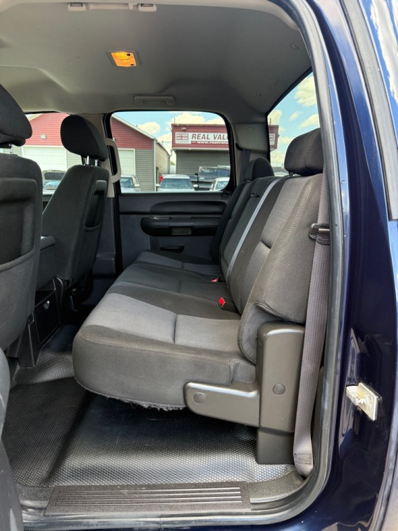 2011 GMC Sierra Image 9