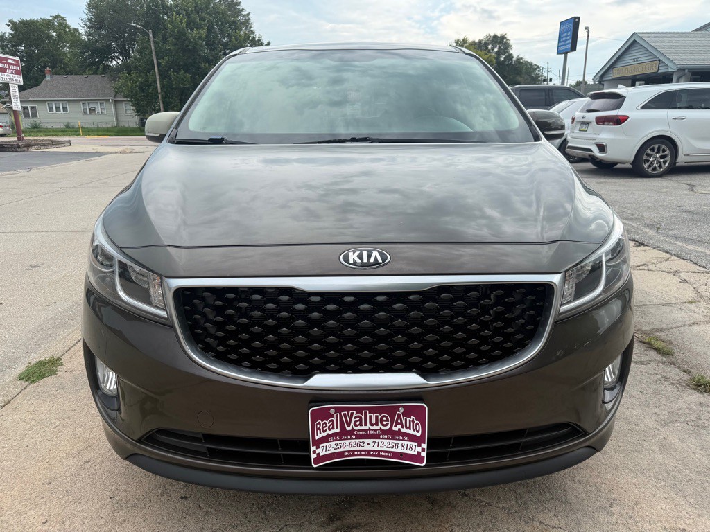 2016 Kia Sedona Image 8