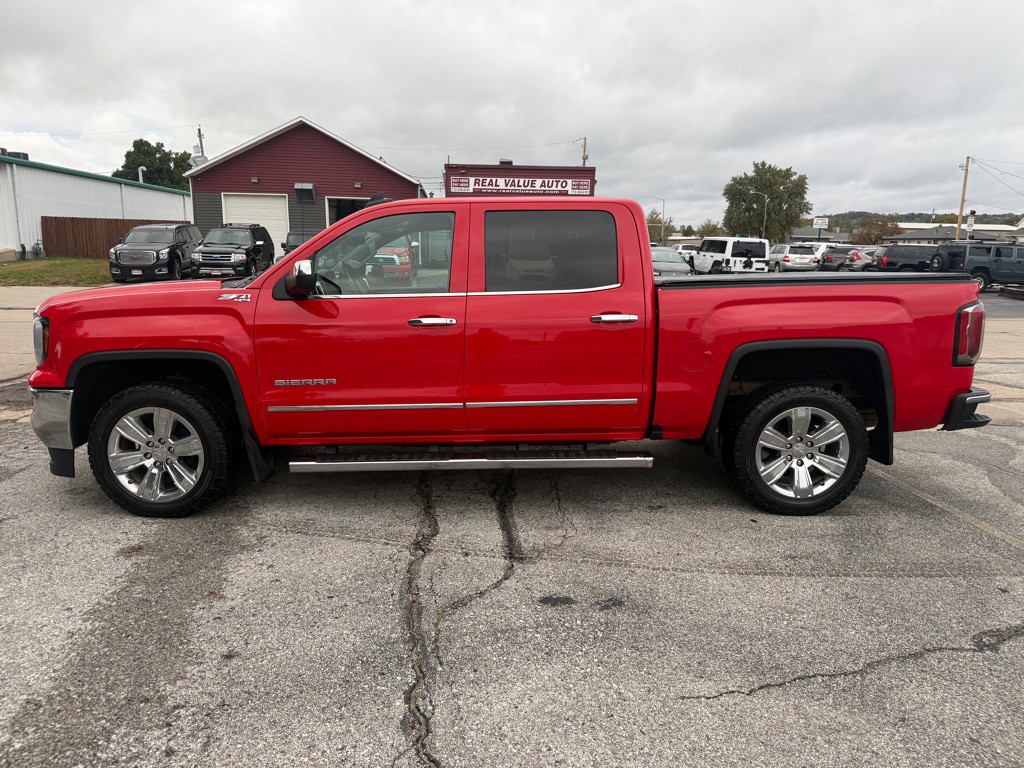 2018 GMC Sierra Image 2