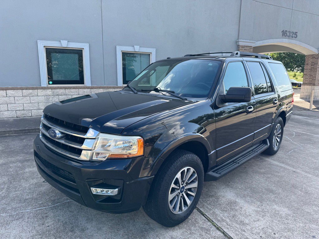 2017 Ford Expedition Image 1
