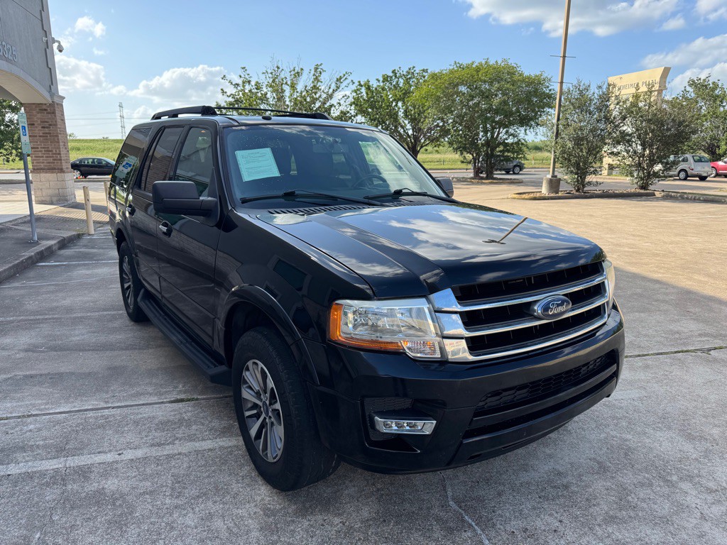 2017 Ford Expedition Image 2